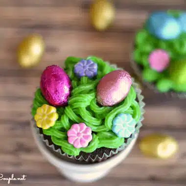 Easter-Egg-cupcakes