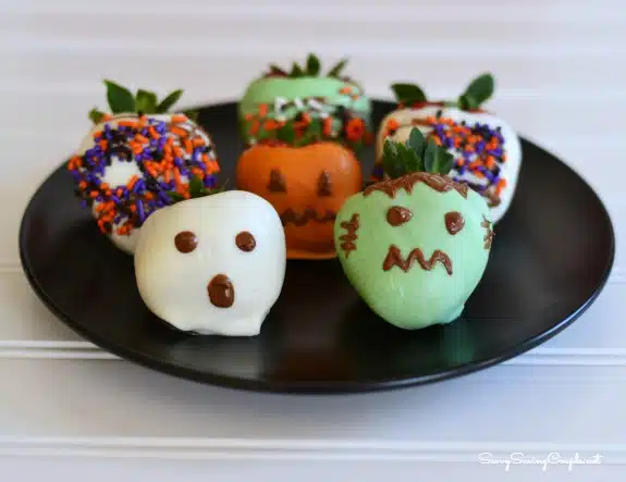 make-halloween-berries