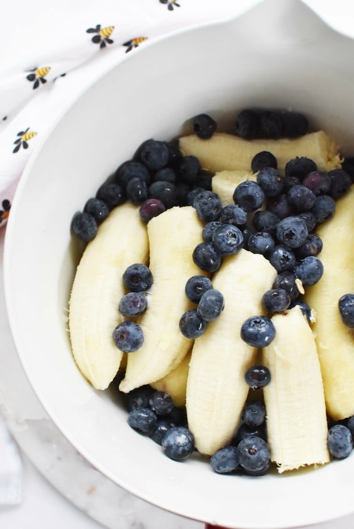 Blueberry and bananas