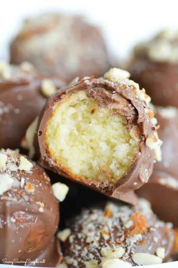 inside-chocolate-cake-balls