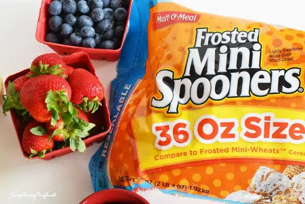 Frosted-mini-spooners-and-berries