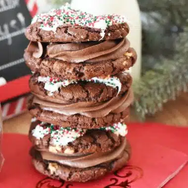 holiday-chocolate-sandwich-cookies-stacked