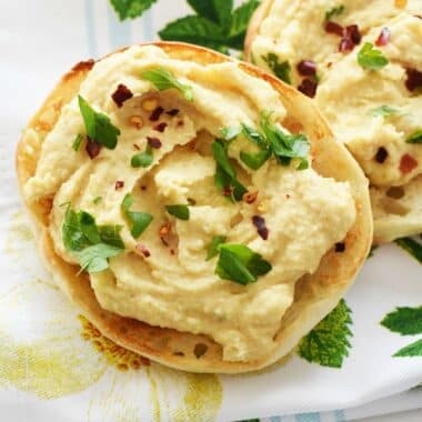 Hummus English Muffins1