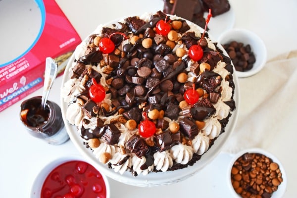 Death by chocolate cookie ice cream cake pie1