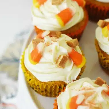 Pumpkin Cupcake recipe with vanilla frosting1