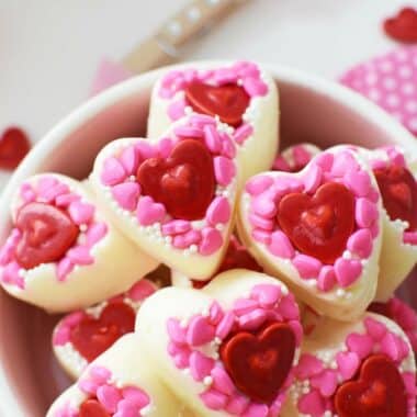 Easy, Adorable, & Quick DIY White Chocolate Valentine's Day Candy Hearts