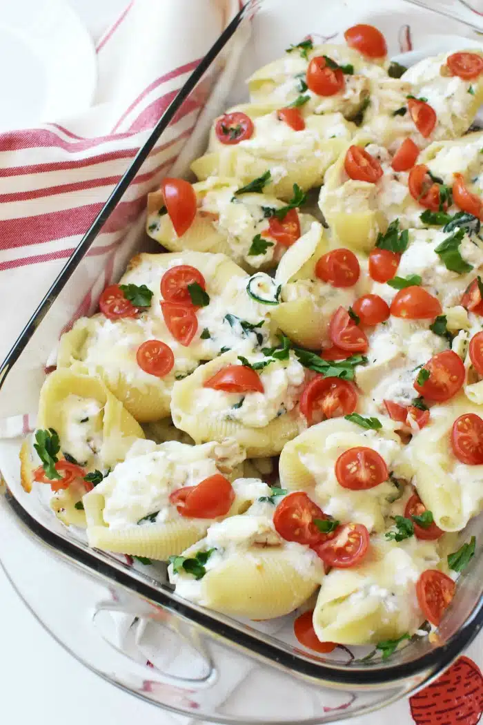 Spinach Chicken and Tomato stuffed shells 1