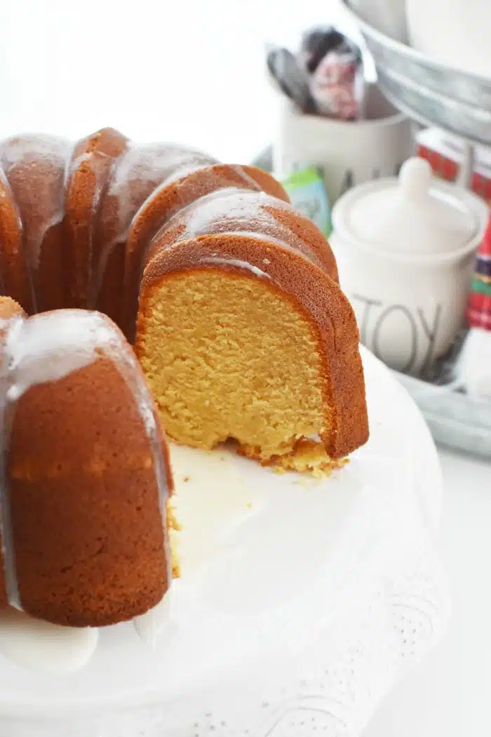 Apple Juice cake with icing 1