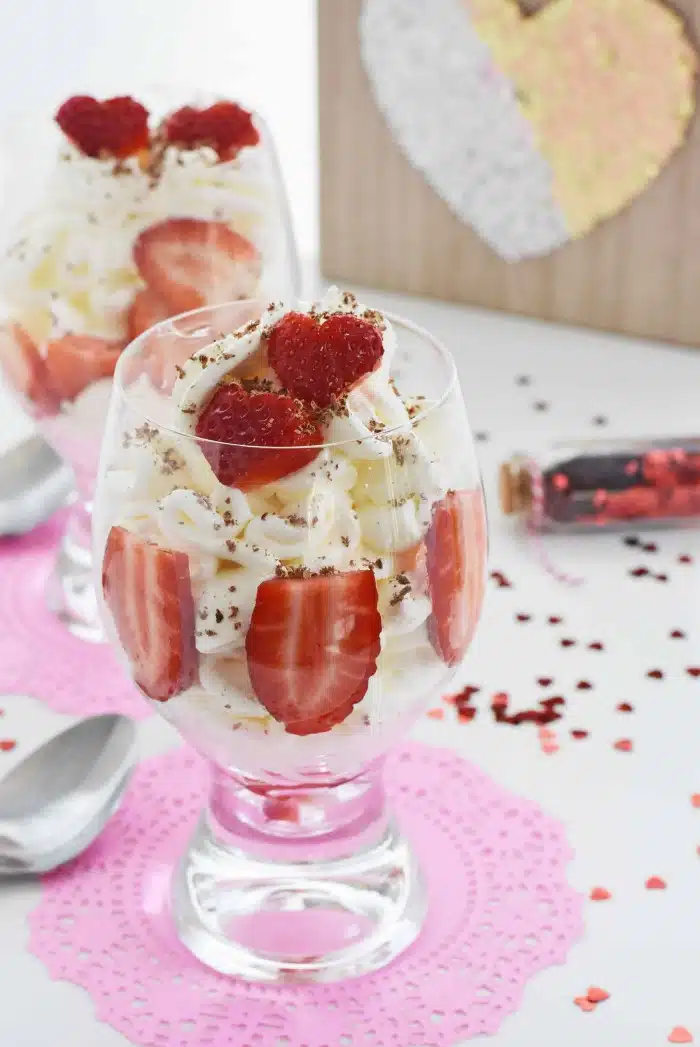 Keto Strawberries & cream dessert 1