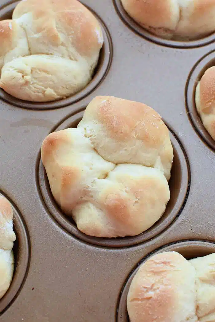 Yeast Rolls baked in muffin tin 1