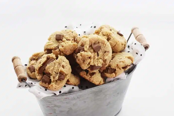 chocolate Chunk Ketogenic Cookies_edited-1