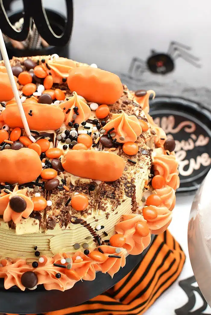 Pumpkin Halloween Ice Cream Cake on Halloween themed table.