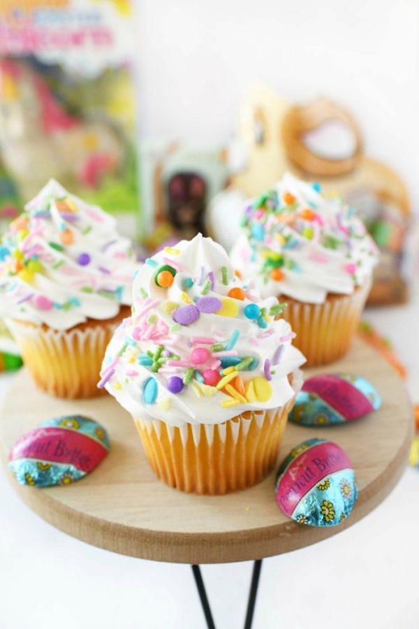 Easy Easter Candy Cupcake Ideas - Savvy Saving Couple