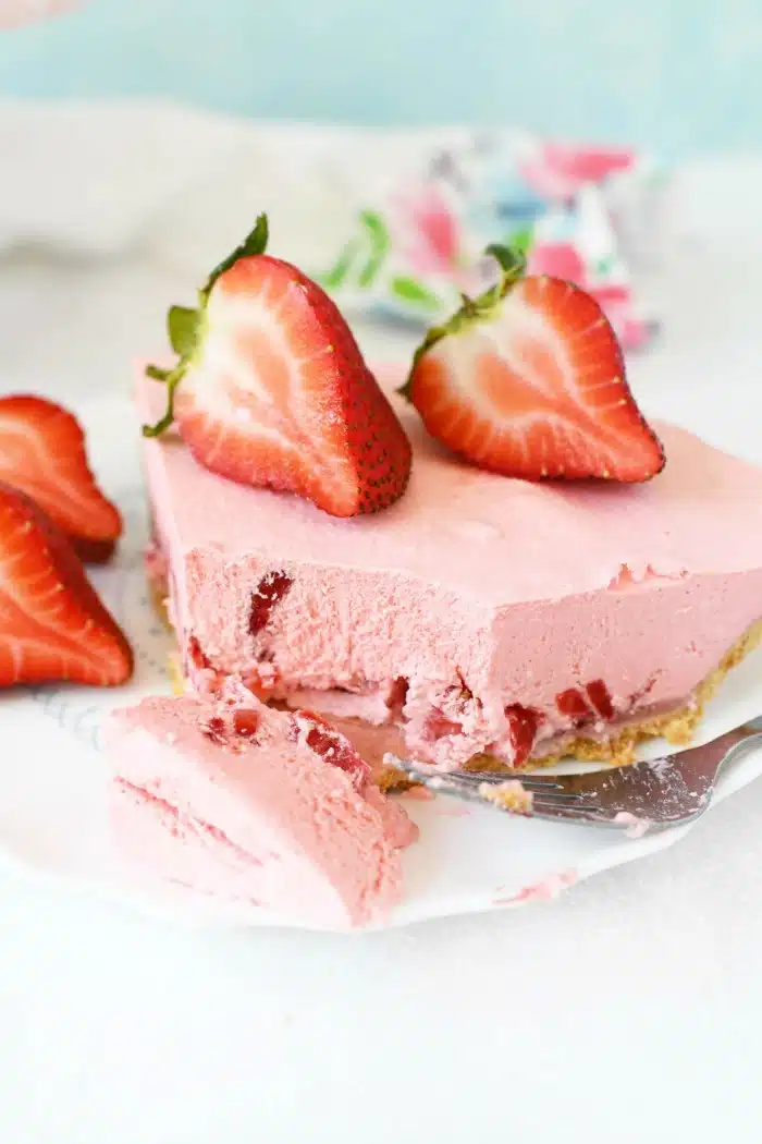 No-Bake Strawberry Pie Recipe 