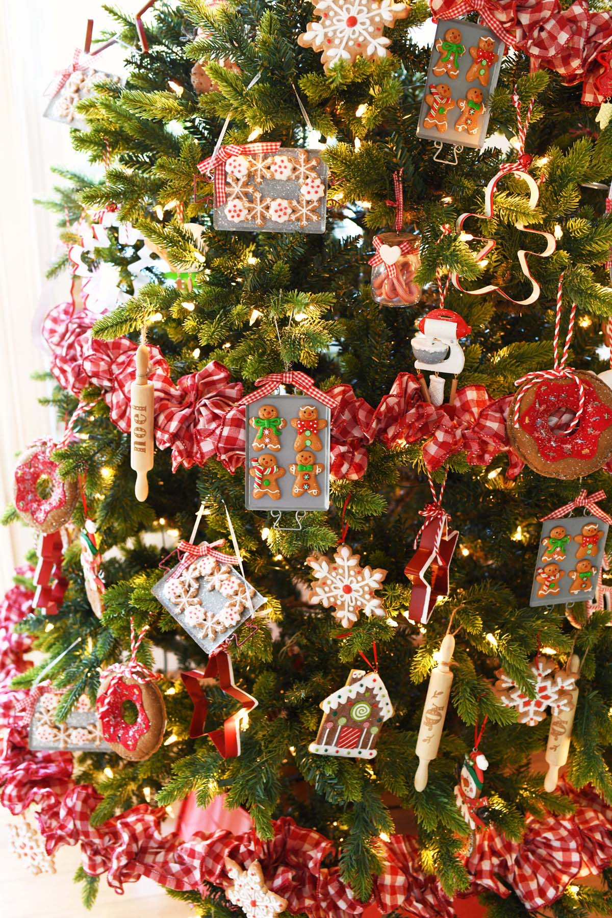 Baking ornaments on a fir Christmas Tree.